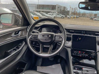 Experience the commanding presence and refined luxury of this 2023 Jeep Grand Cherokee Limited, boas... (image 8)