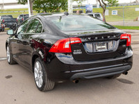 2.5L 4-Cylinder, Heated Leather Seats, Sunroof, Blind-Spot Monitoring, Push Button Start, and so muc... (image 9)
