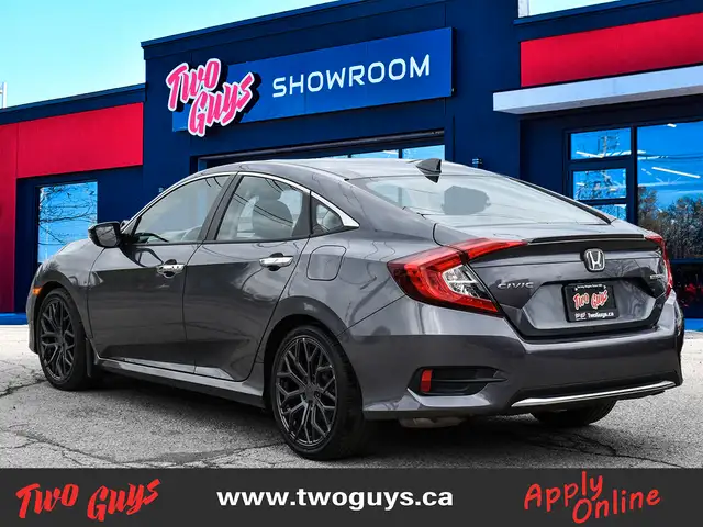 2019 Honda Civic Sedan Touring | Auto | Leather | Sunroof | Nav  in Cars & Trucks in St. Catharines - Image 8
