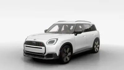 Le tout nouveau *MINI Countryman Cooper S 2025* est aussi audacieux et aventurier que vous. Que vous...