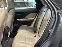 2017 Jaguar F-PACE 35T PRESTIGE/AWD/AC/CUIR/TOIT PANO/GPS/CAMERA/BLTH/MAGS/1 SEUL PROPRIETAIRE !!! 5... (image 9)