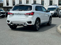 This 2020 Mitsubishi RVR SEL has a White Exterior and Black Interior with seating for 5. Equipped wi... (image 7)