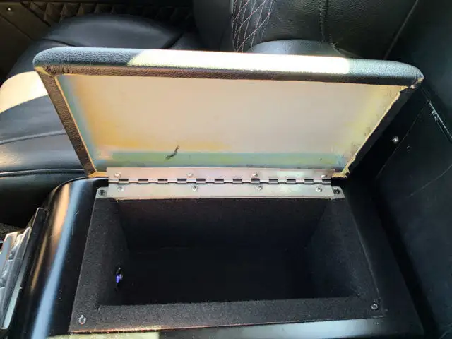 1960 Chevrolet C10 Apache | 5.3L V8 | Air Ride | Vintage Air in Cars & Trucks in Cowichan Valley / Duncan - Image 35