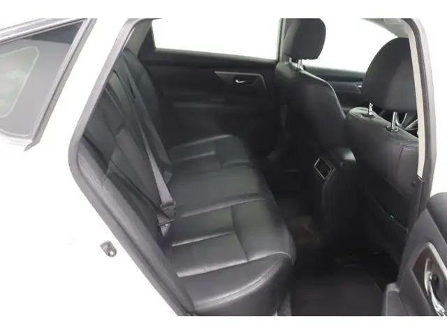 2015 Nissan Altima SL, CUIR, NAVI, BLUETOOTH, CRUISE, TOIT-OUVRA in Cars & Trucks in Longueuil / South Shore - Image 30