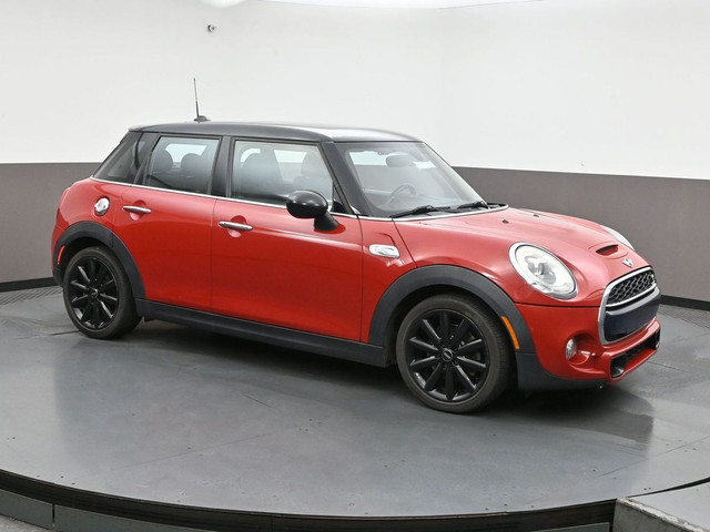 2017 MINI Cooper S SUNROOF, HEATED SEATS, AC AMD MUCH MORE in Cars & Trucks in City of Halifax - Image 2