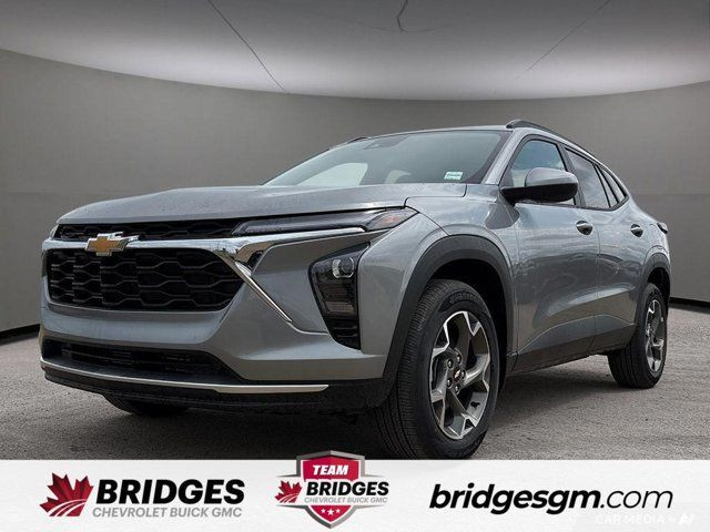 2025 Chevrolet Trax LT | Apple Carplay | Heated Seats | Parking in Cars & Trucks in Saskatoon - Image 2