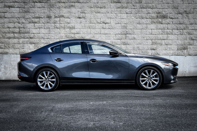 2019 Mazda Mazda3 GT - Sunroof - Premium Audio in Cars & Trucks in Cornwall - Image 2