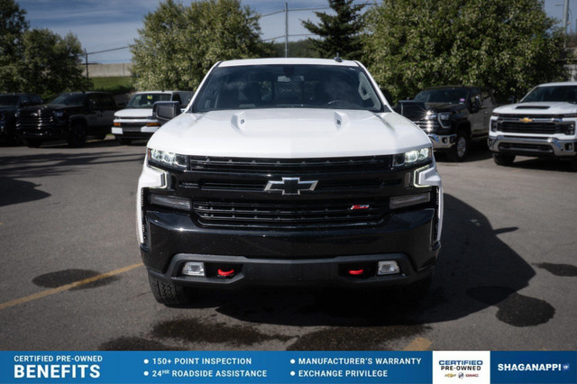 2020 Chevrolet Silverado 1500 LT Trail Boss CLEAN CARFAX in Cars & Trucks in Calgary - Image 2