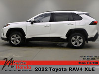 Recent Arrival! Odometer is 40490 kilometers below market average! 2022 Toyota RAV4 XLE White AWD 8-... (image 1)
