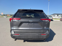 Heated Seats, Apple CarPlay, Blind Spot Monitoring, Lane Keep Assist, Steering Wheel Audio Control!... (image 3)