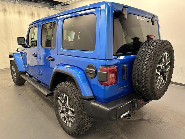 2025 Jeep Wrangler Sahara - Heated Seats - Remote Start in Cars & Trucks in Lethbridge - Image 4