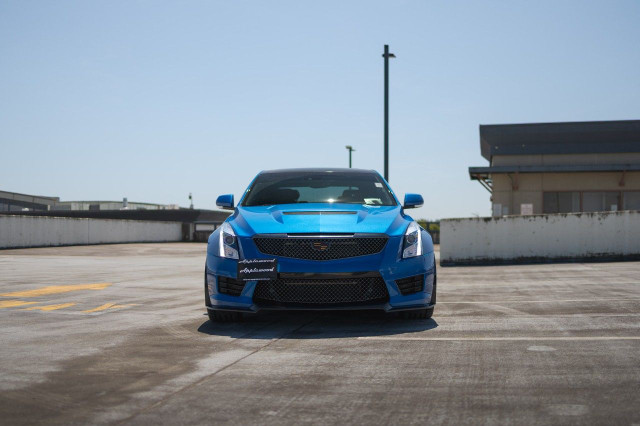 2016 Cadillac ATS-V Sedan in Cars & Trucks in Delta/Surrey/Langley - Image 2