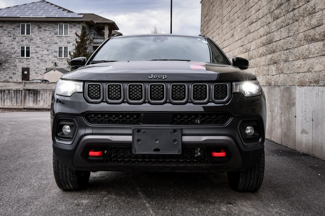 2023 Jeep Compass Trailhawk • SUNROOF • PREM. AUDIO • HEATED SEA in Cars & Trucks in Cornwall - Image 4