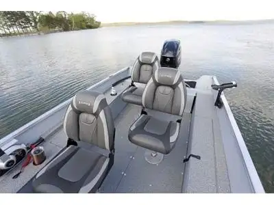 2025 Lund Boat Co 1600 FURY SS Mercury 40elpt in Powerboats & Motorboats in Lloydminster - Image 59