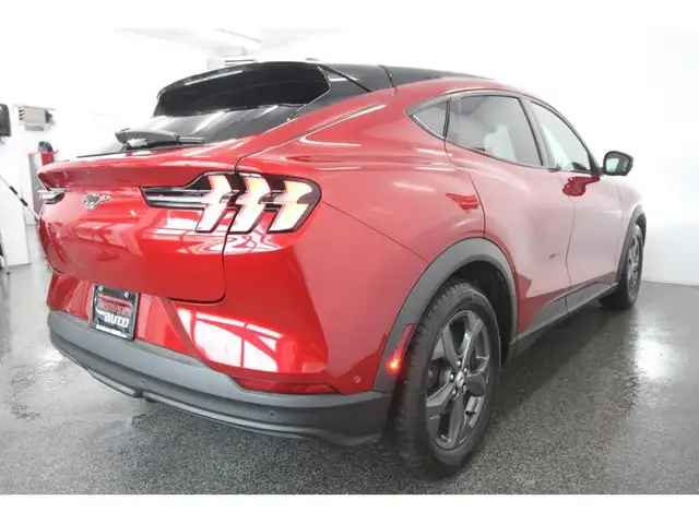 2022 Ford Mustang Mach-E SELECT / LONG RANGE / AWD in Cars & Trucks in Lévis - Image 10