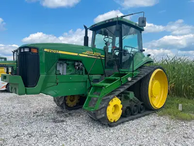 2001 John Deere 8210T 4400hours,8.1 litre engine,large 1000 pto,3pth,16x4 full Powershift,30” tracks...