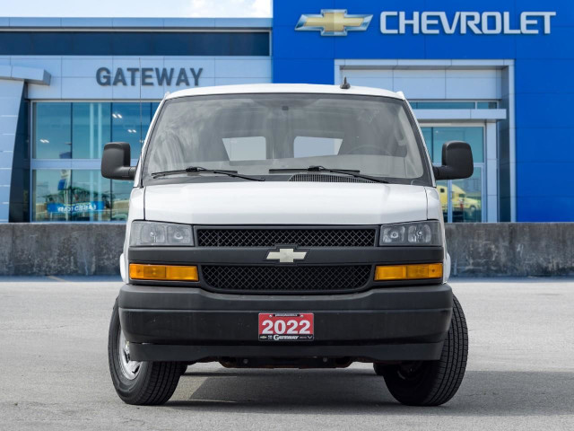 2022 Chevrolet Express 2500 Work Van Clean Carfax, Low Mileag... in Cars & Trucks in Mississauga / Peel Region - Image 2