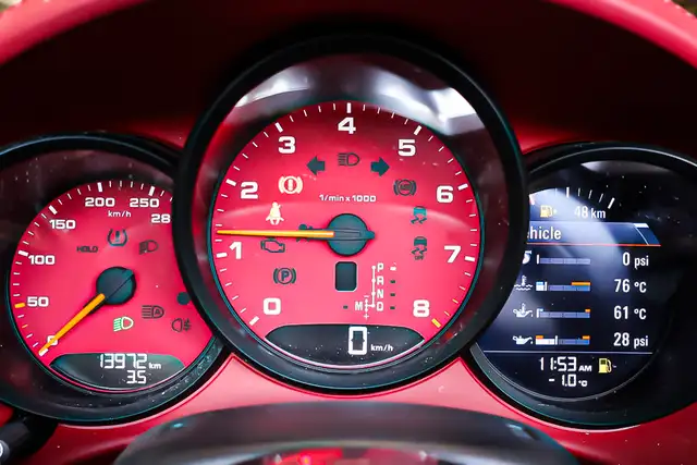 2022 Porsche Boxster AUTOMATIQUE + RWD + AUDIO BOSE + GPS + CARP in Cars & Trucks in Laval / North Shore - Image 23