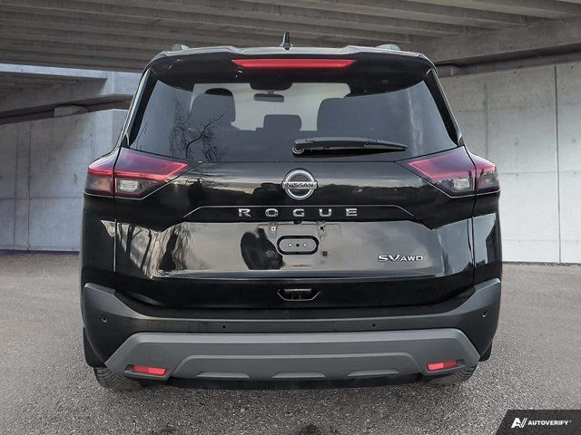  2021 Nissan Rogue SV in Cars & Trucks in Calgary - Image 4