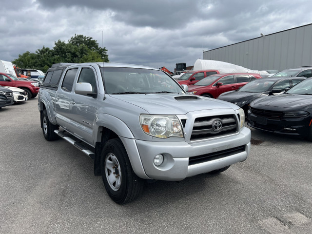 2009 Toyota Tacoma DOUBLE CAB / CREW CAB in Cars & Trucks in City of Toronto - Image 2