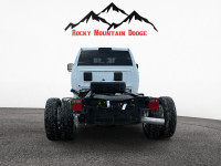 THIS 5500 CREWCAB CAB CHASSIS COMES WITH A 6.7 CUMMINS DIESEL, SLT OPTIONS PACKAGE, POWER TAKE OFF P... (image 3)