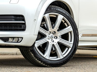 CARGET AUTOMOTIVE is thrilled to offer this 2019 Volvo XC90 Inscription,a luxury midsize SUV that co... (image 4)