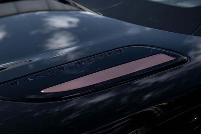 2018 Land Rover Range Rover Velar P380 R-Dynamic HSE in Cars & Trucks in Mississauga / Peel Region - Image 4