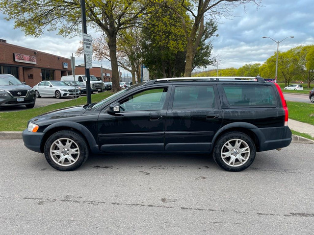 2007 Volvo XC70 CROSS COUNTRY, AWD, LEATHER in Cars & Trucks in City of Toronto - Image 2