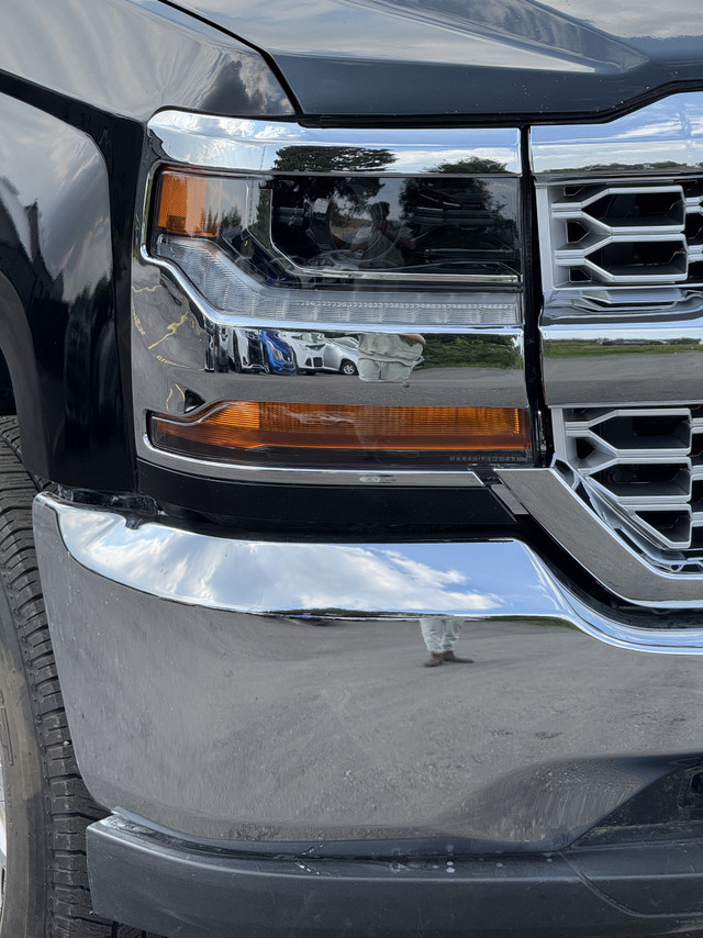 2018 Chevrolet Silverado 1500 in Cars & Trucks in Kitchener / Waterloo - Image 3
