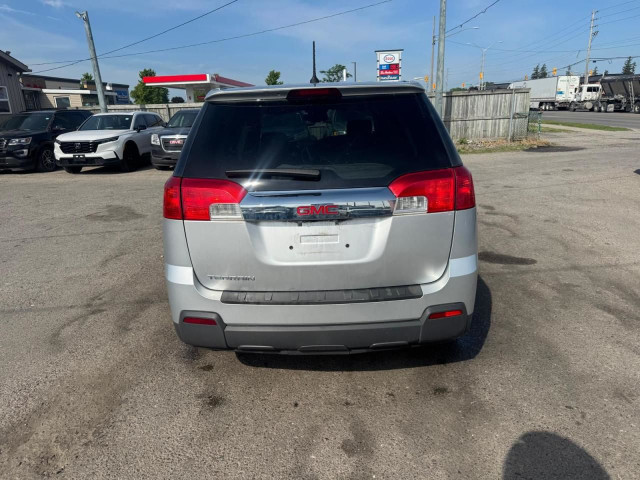 2013 GMC Terrain SLE-1, MINT, 4 CYLINDER, ONLY 107KMS, CERTIFIED in Cars & Trucks in London - Image 4