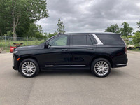 Engine: Gas V8 6.2L L/100Km City: 16.3 L/100Km Hwy: 12.7 Safety Equipment Rear Cross Traffic Alert T... (image 9)