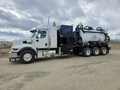 BRAND NEW 2025 COMBO VAC! This Western Star vac truck comes with a Cummins X15 diesel engine, 565 HP...