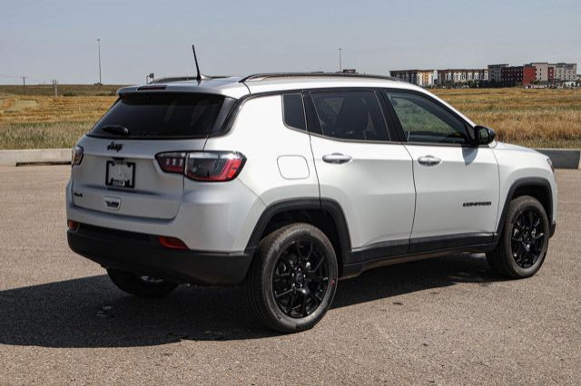 2025 Jeep Compass Altitude in Cars & Trucks in Strathcona County - Image 4