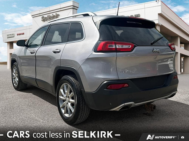 2017 Jeep Cherokee in Cars & Trucks in Winnipeg - Image 4