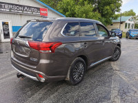 • Power_Windows • Power_Seat • Power_Mirrors • Power_Locks • Power_Sunroof • Keyless_Entry • Air_Con... (image 4)