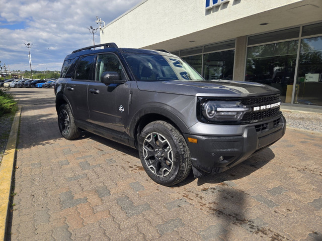 2025 Ford Bronco Sport OUTER BANKS | TECH PKG | MOONROOF | BACK  in Cars & Trucks in Calgary - Image 2