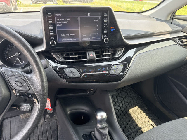 2020 TOYOTA C-HR LE ECRAN CARPLAY TISSUS TAPIS 4 SAISONS BAS KM in Cars & Trucks in Laval / North Shore - Image 2