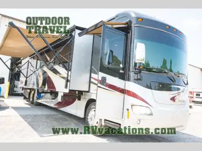 Itasca Meridian Class A Diesel Coach w/Rear Full Bath Including: Storage, Vanity w/Sink, Linen Cabin...