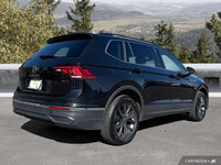 Experience the versatility and sophistication of this 2024 Volkswagen Tiguan Comfortline, boasting a... (image 5)