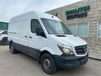 2016 MERCEDES BENZ SPRINTER 2500 RWD NO ACCIDENTS, NO CLAIMS ALL SERVICES UP TO DATE Vehicle comes w... (image 2)