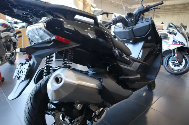 2025 BMW C 400 GT in Street, Cruisers & Choppers in Edmonton - Image 4