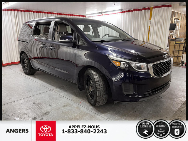 2018 Kia Sedona in Cars & Trucks in Saint-Hyacinthe - Image 3