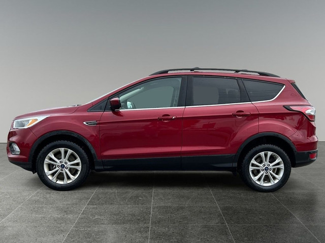 2018 Ford Escape SE / Heated Seats / Back up Camera in Cars & Trucks in Calgary - Image 2