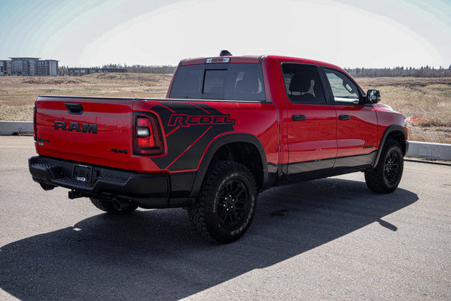 2025 Ram 1500 REBEL CREWCAB 4X4 LEATHER in Cars & Trucks in Strathcona County - Image 4