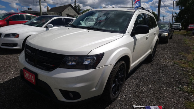 2014 Dodge Journey in Cars & Trucks in Kitchener / Waterloo - Image 2