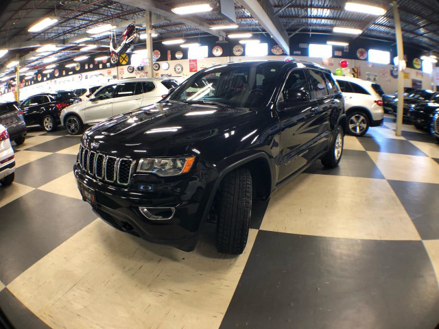 2018 Jeep Grand Cherokee LAERDO 4WD AUTO B/SPOT A/CARPLAY BACKUP in Cars & Trucks in City of Toronto - Image 3
