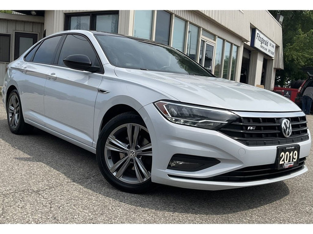 2019 Volkswagen Jetta Highline - R-LINE! LTHR! BACK-UP CAM! BSM! in Cars & Trucks in Kitchener / Waterloo