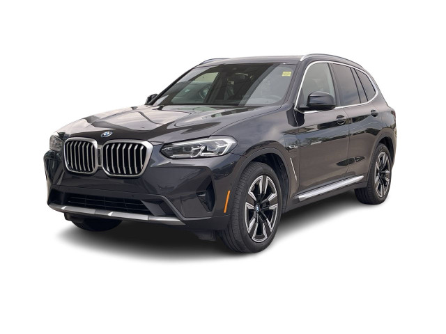 2022 BMW X3 in Cars & Trucks in Calgary - Image 2