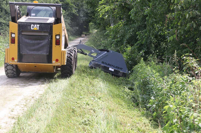 2024 Baumalight SWA750 Boom Mower for Skidsteer in Heavy Equipment in Lethbridge - Image 3