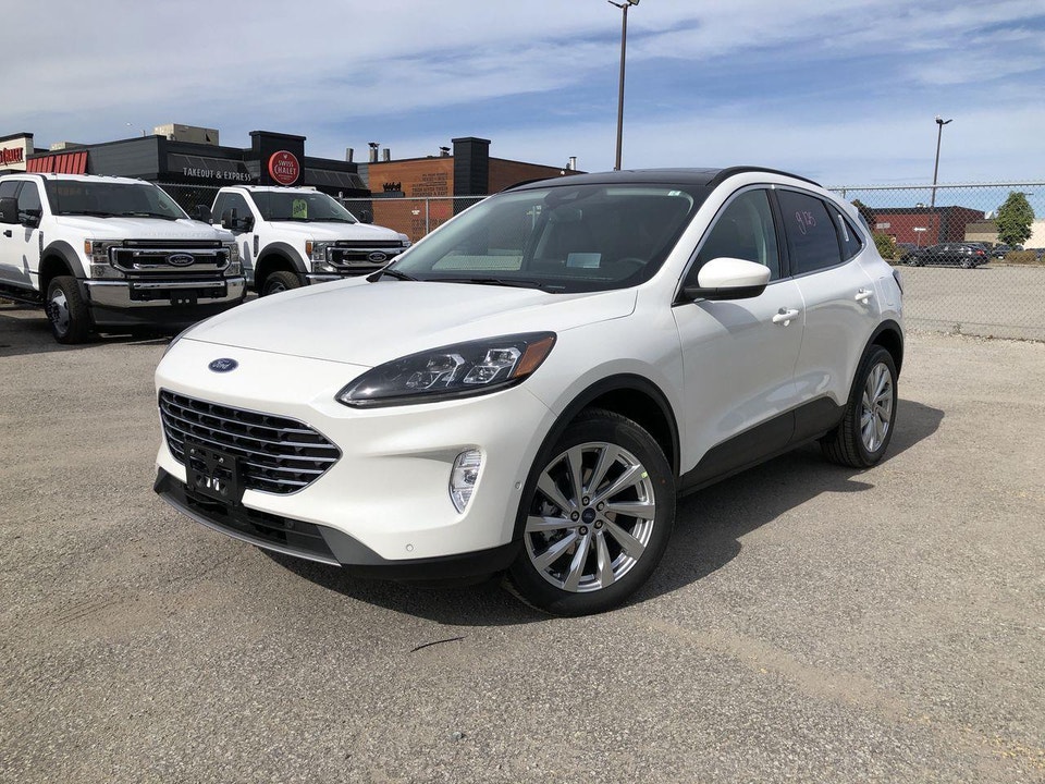 2022 Ford Escape Titanium